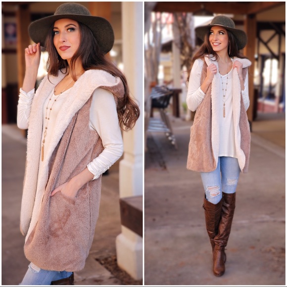 Infinity Raine Sweaters - ✨LAST ONE✨Open Soft Fuzzy Hooded Vest